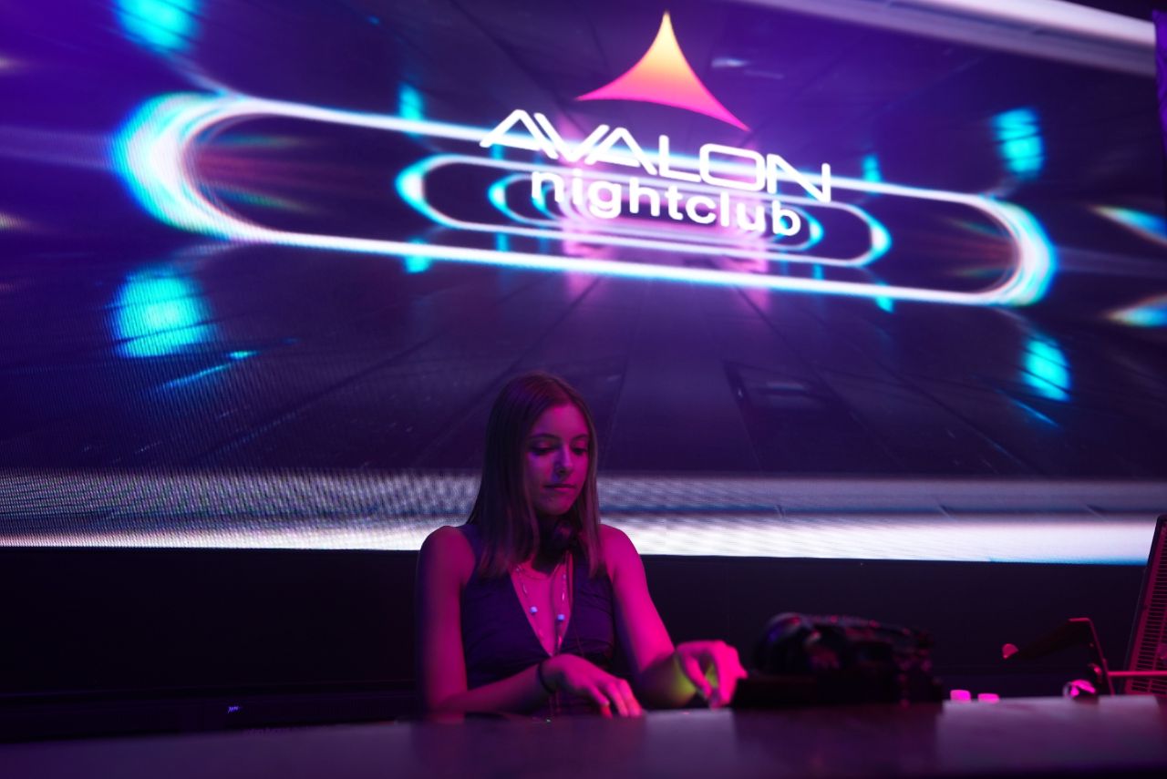 SLENN, a photo from the press kit
